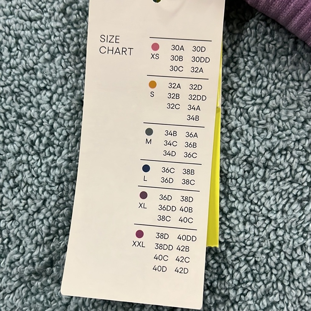 All in motion seamless front zip bra - Picture 5 of 7